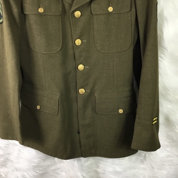 SOLD --Military US Original WW2 8th infantry division Tunic Military UNIFORM - Picture 4 of 8